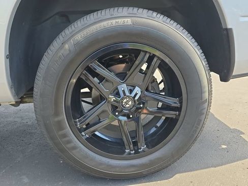 Used 2019 RAM 1500 Big Horn AWD/4WD image 31