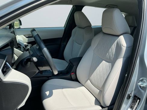 Certified 2026 Toyota Corolla Cross L FWD image 2