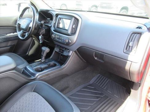 Used 2016 Chevrolet Colorado Z71 image 12