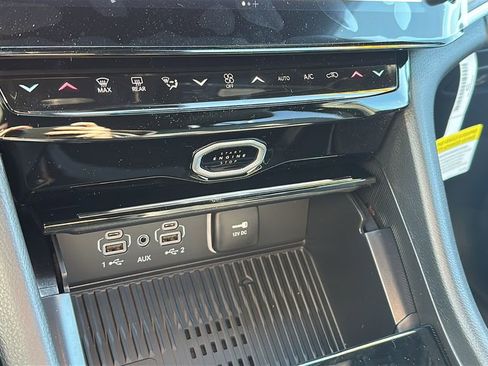 New 2026 Jeep Grand Cherokee Laredo image 21