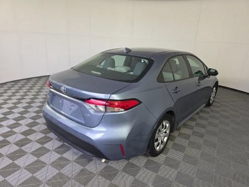 Used 2023 Toyota Corolla LE FWD image 4