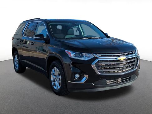 Used 2021 Chevrolet Traverse LT w/ LPO, Floor Liner Package image 8