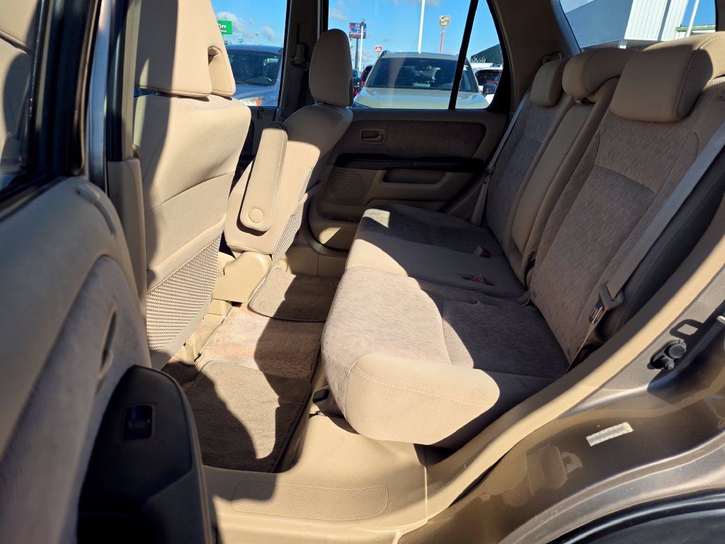 Used 2005 Honda CR-V LX image 11