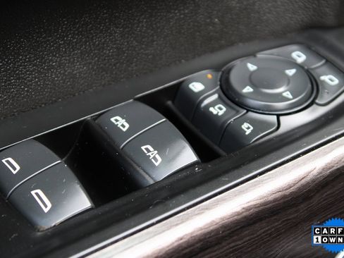 Used 2022 Chevrolet Silverado 2500 LTZ w/ LTZ Plus Package image 15