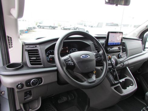 Used 2021 Ford Transit 350 XLT image 11