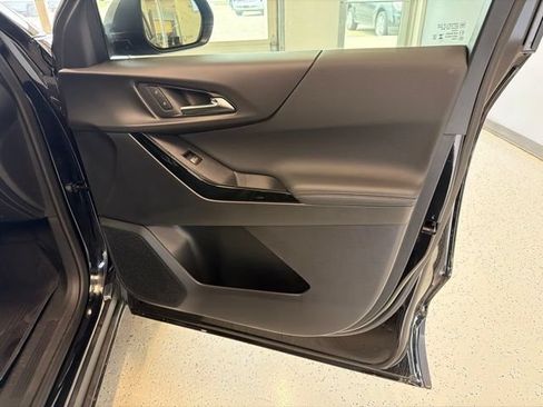 New 2026 Chevrolet Equinox LT AWD/4WD image 43