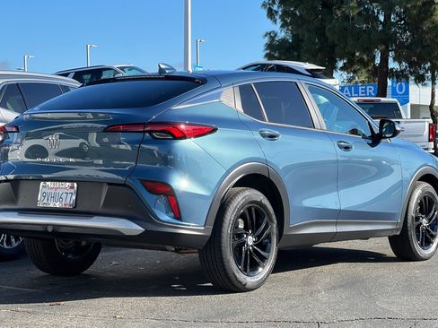 Used 2025 Buick Envista Preferred w/ Convenience I Package image 4