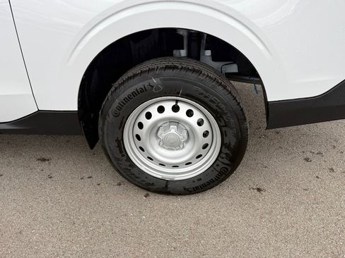 New 2025 Ford Maverick XL image 40