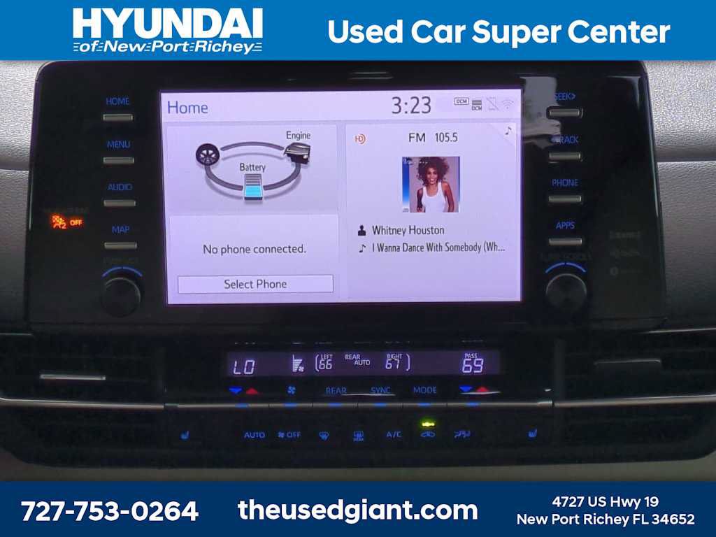 Used 2022 Toyota Sienna XLE FWD image 20