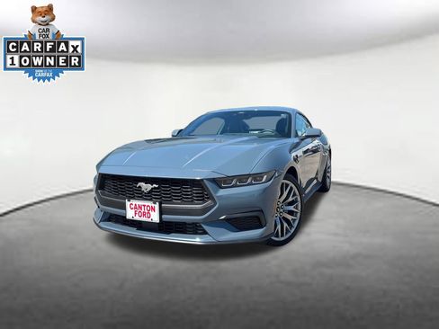 Used 2025 Ford Mustang Premium RWD image 1