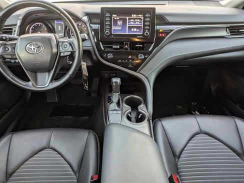 Used 2024 Toyota Camry SE image 11