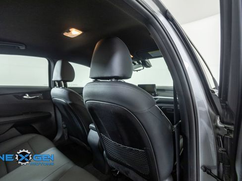 Used 2023 Kia Forte GT-Line w/ GT-Line Technology Package FWD image 34