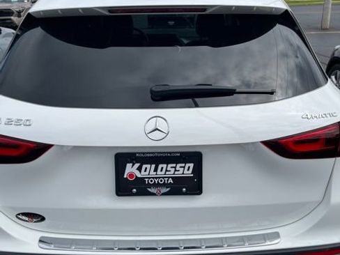 Used 2023 Mercedes-Benz GLA 250 4MATIC image 4