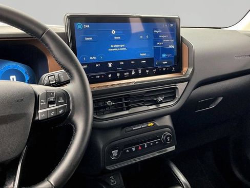 Certified 2025 Ford Bronco Sport Outer Banks w/ Outer Banks Tech Package+ AWD/4WD image 6