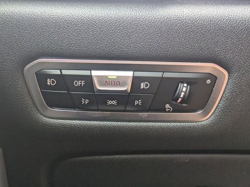 Used 2019 BMW X5 xDrive50i w/ Parking Assistance Package image 29