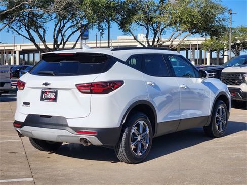 Used 2024 Chevrolet Blazer LT w/ Convenience Package image 7