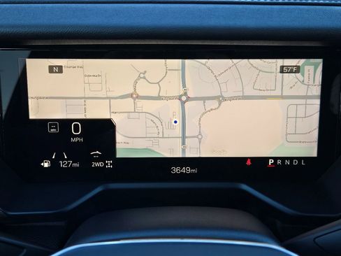 Used 2025 GMC Acadia Denali image 26