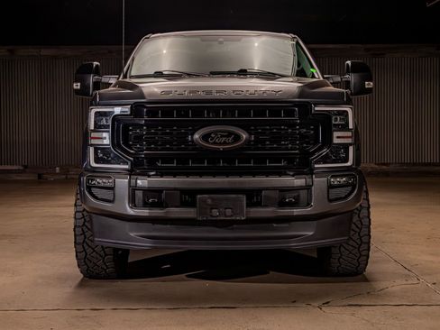 Used 2020 Ford F250 Lariat AWD/4WD image 2