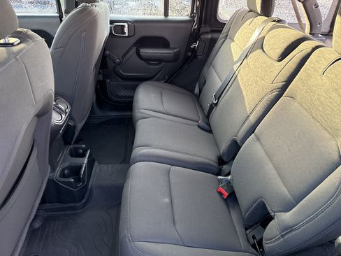 Used 2023 Jeep Wrangler Sport image 19