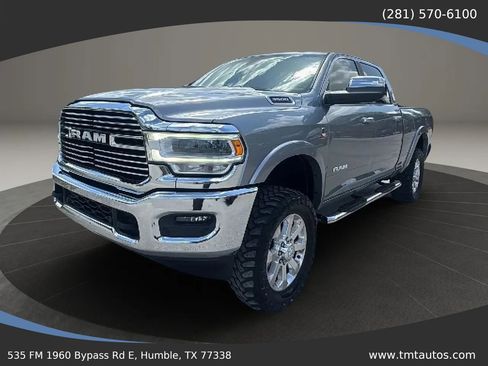 Used 2019 RAM 3500 Laramie AWD/4WD image 2