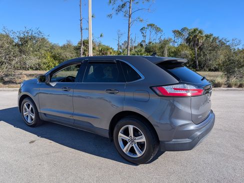 Used 2021 Ford Edge SEL w/ Convenience Package image 7