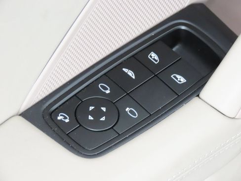 Certified 2026 Porsche 911 Carrera 4S AWD/4WD image 44