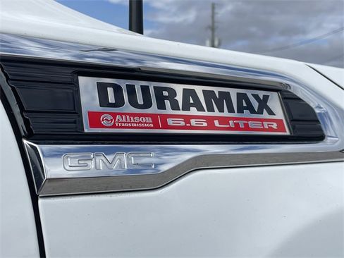 Used 2023 GMC Sierra 2500 Denali w/ Denali Ultimate Package image 11