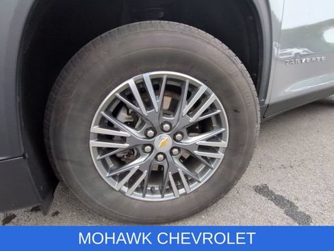Certified 2024 Chevrolet Traverse LT w/ Trailering Package AWD/4WD image 33