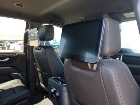 Used 2023 GMC Yukon XL Denali w/ Max Trailering Package AWD/4WD image 40