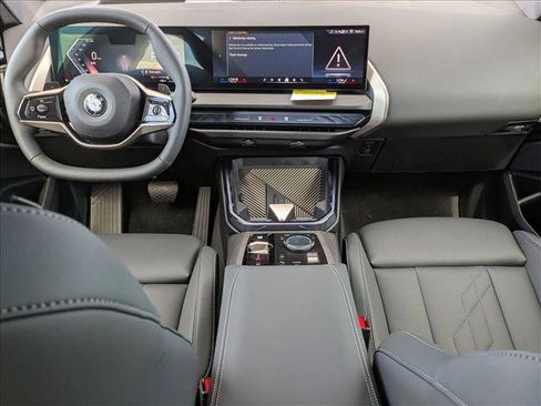 Used 2025 BMW X3 xDrive30i w/ Premium Package image 16