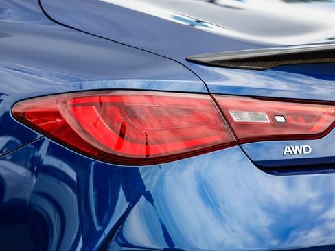 Used 2020 INFINITI Q60 Red Sport 400 w/ Carbon Fiber Package AWD/4WD image 10