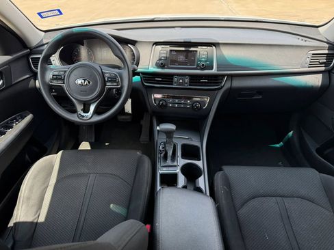 Used 2016 Kia Optima LX FWD image 11