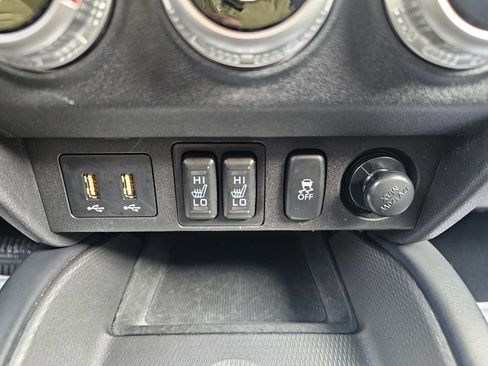 Used 2023 Mitsubishi Outlander Sport SE image 24