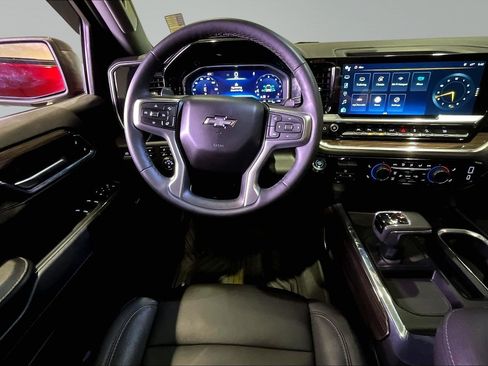 Used 2024 Chevrolet Silverado 1500 RST AWD/4WD image 10