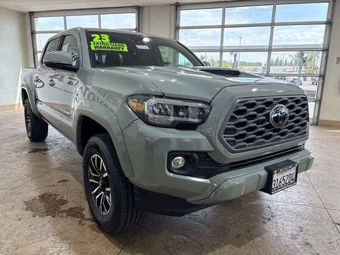 Certified 2023 Toyota Tacoma TRD Sport RWD image 4