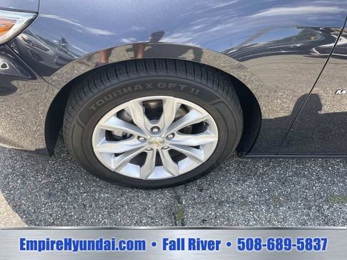 Used 2023 Chevrolet Malibu LT FWD image 12