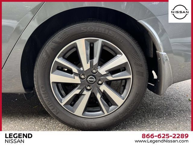 Used 2025 Nissan Versa SV w/ Trunk Package FWD image 9