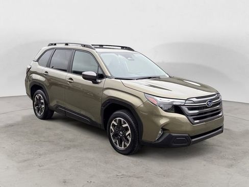 Certified 2025 Subaru Forester Premium AWD/4WD image 7
