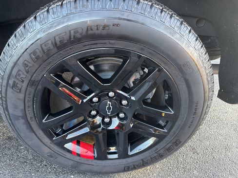 Used 2023 Chevrolet Silverado 1500 RST w/ Redline Edition image 10