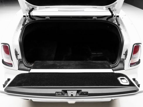 Used 2013 Rolls-Royce Phantom Drophead Coupe image 73