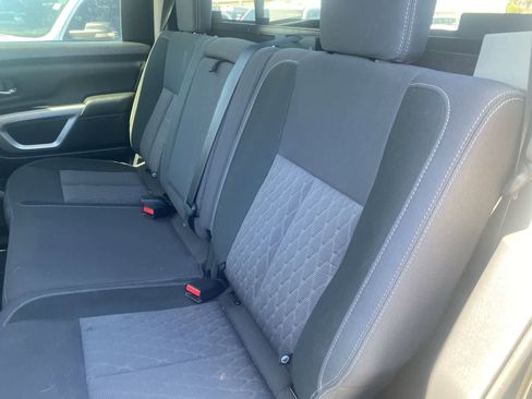 Used 2021 Nissan Titan SV w/ Accessory Utility Package image 12