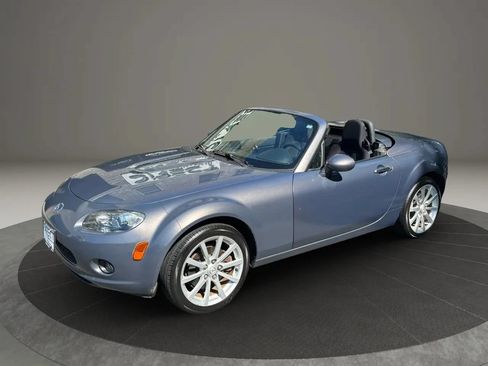 Used 2007 MAZDA MX-5 Miata Touring w/ Suspension Pkg RWD image 8