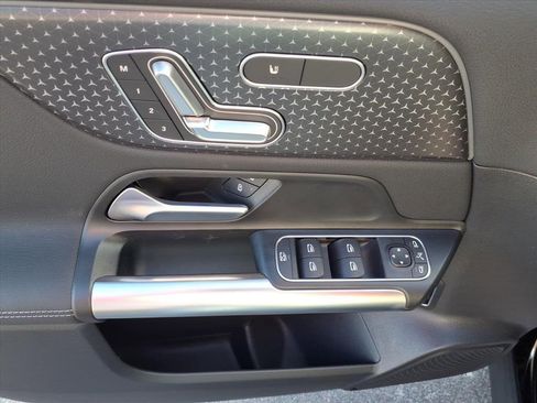 New 2026 Mercedes-Benz GLA 250 4MATIC image 12