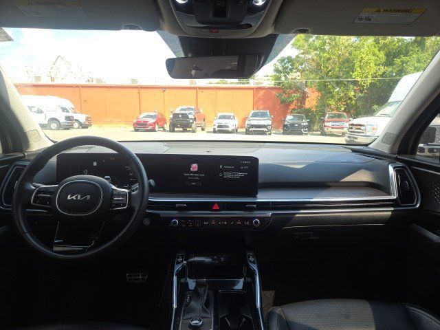 Used 2024 Kia Sorento SX FWD image 10