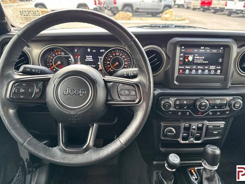 Used 2019 Jeep Wrangler Unlimited Sport S AWD/4WD image 16