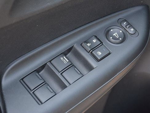Used 2015 Honda Fit EX image 9