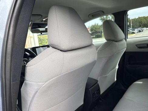 Used 2025 Toyota Corolla Cross L FWD image 13