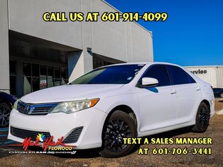 Used 2012 Toyota Camry L video 1