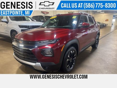 Used 2023 Chevrolet TrailBlazer LT image 1