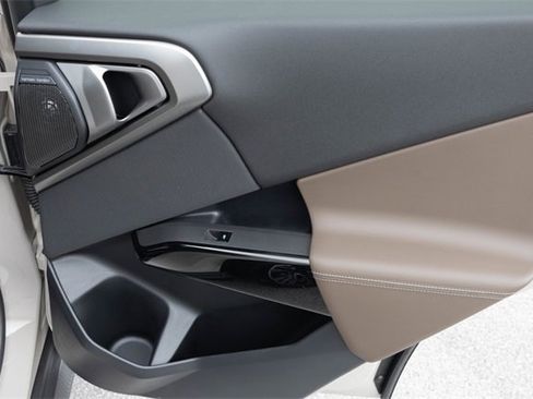 Used 2026 BMW X3 xDrive30 w/ Premium Package image 18